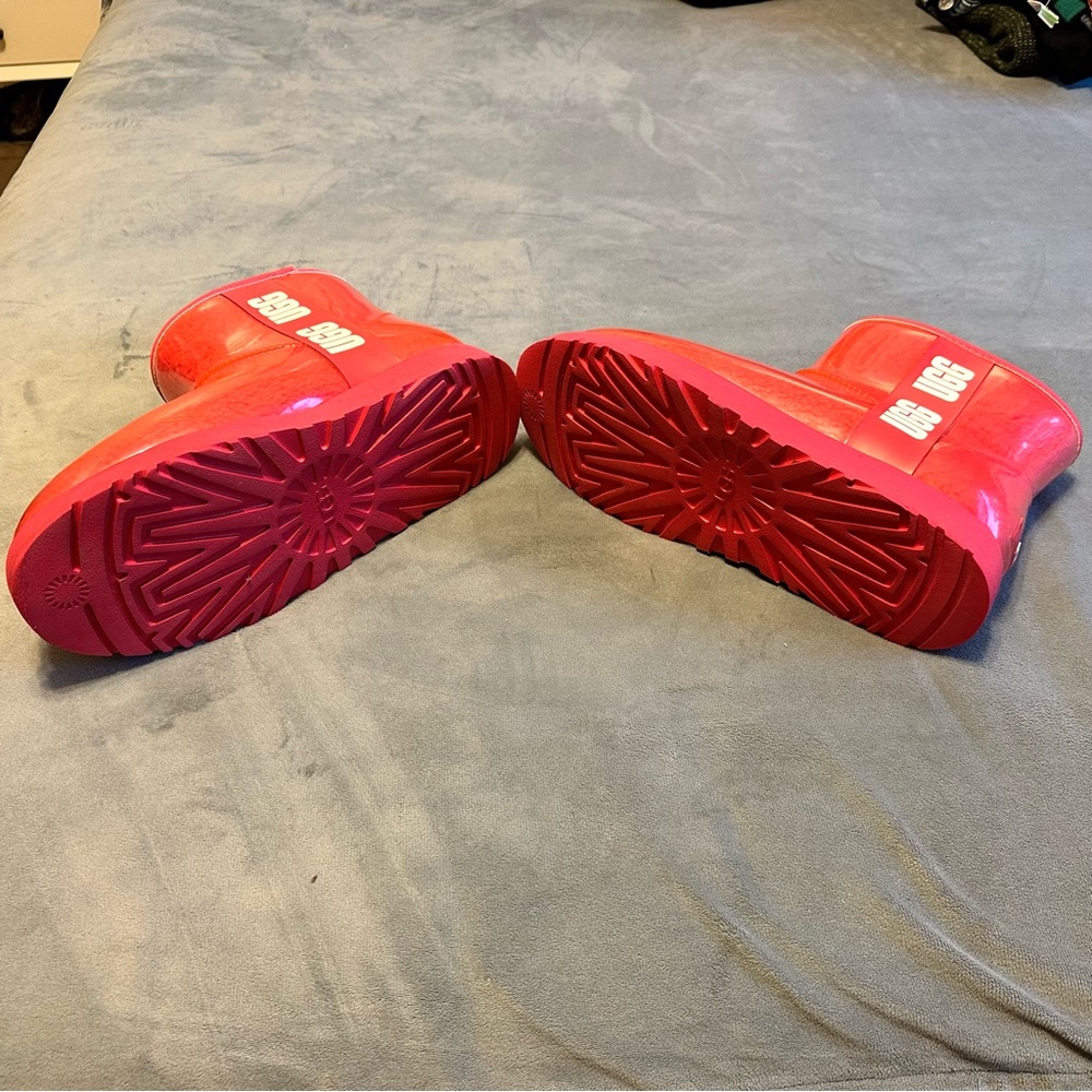 UGG Women's Glossy Red Short Rain Boot - Picture 3 of 11